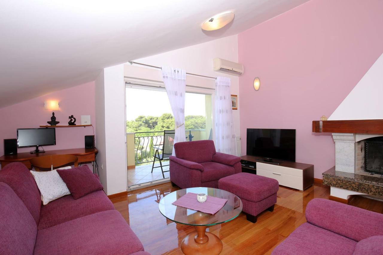 Appartement Dekorti