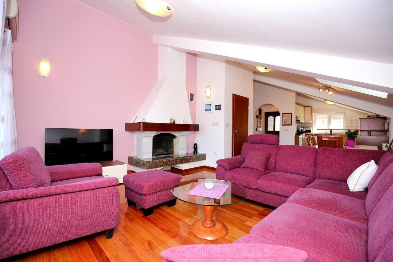 Apartment Apartman Dekorti